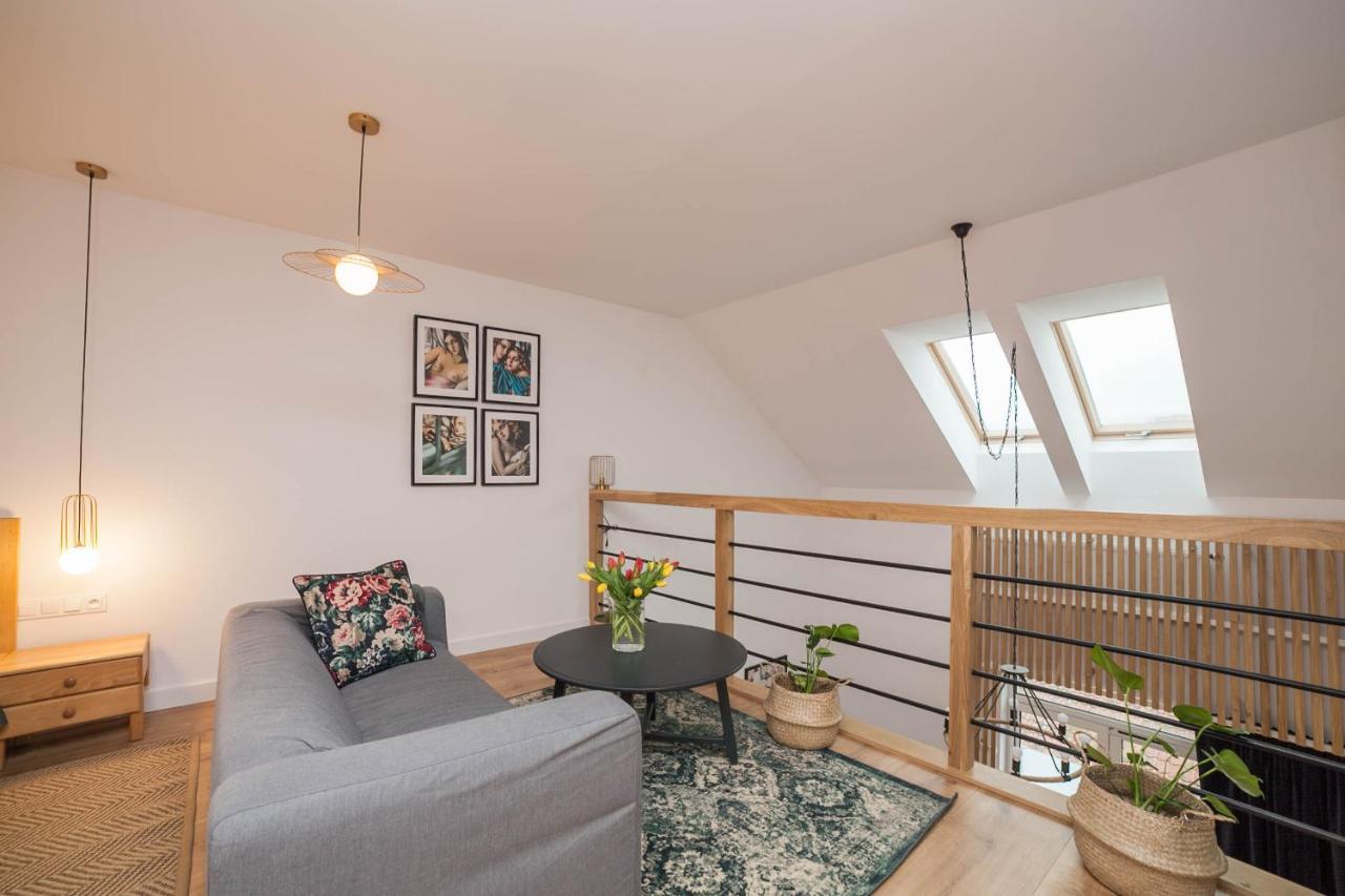 Mragowo Dwupoziomowy Apartament Indygo 85M2 Z Widokiem Na Jezioro 외부 사진